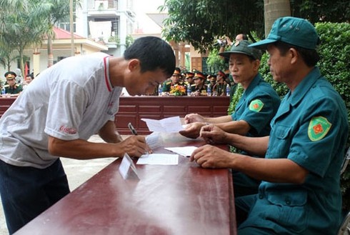 Chính qui như quân dự bị động viên Vĩnh Phúc `xung trận`