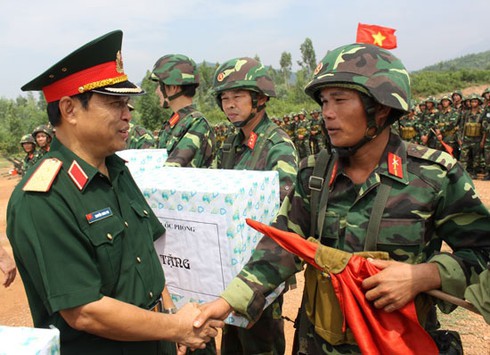 Chính qui như quân dự bị động viên Vĩnh Phúc `xung trận`