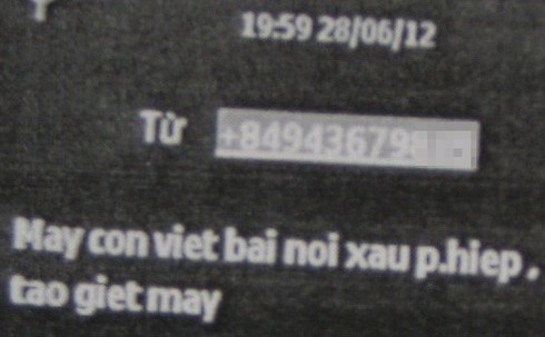 Một nhà báo bị nhắn tin dọa giết