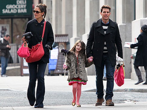 Tom Cruise - Katie Homles kết thúc hôn nhân