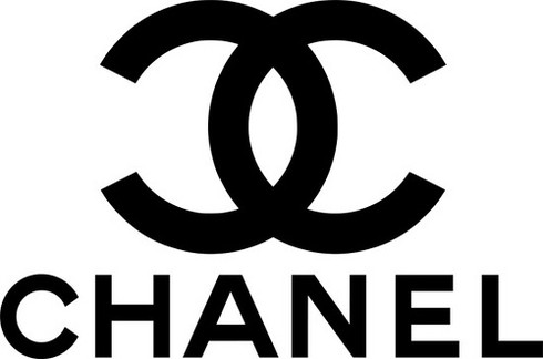 Chanel: Từ cô bé mồ côi tới huyền thoại thời trang