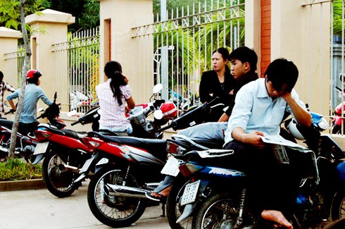 Gần 720.000 sĩ tử làm thủ tục dự thi ĐH