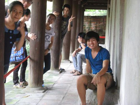 Liều lĩnh cưỡi đầu rùa, ghi tên vào bia đá Văn Miếu