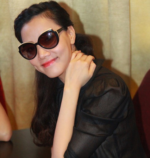 Trang Nhung bất ngờ có mặt chia vui cùng Mr. Đàm