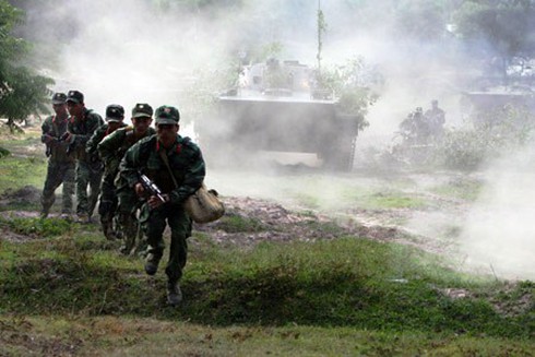 Bộ binh quân khu 9 'cơ động đột kích' với chiến xa lội nước