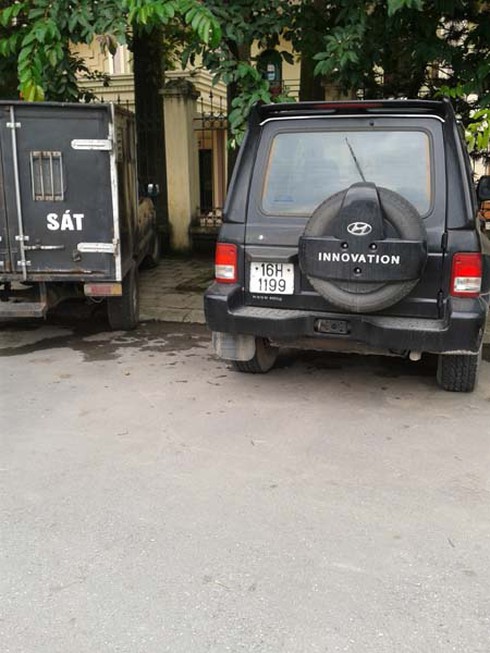 Thú chơi Korando với biển kiểm soát “rởm”?