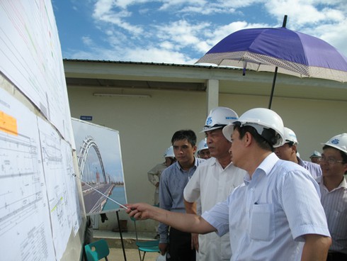 Đà Nẵng đăng ký kỷ lục Guiness `Rồng thép lớn nhất thế giới`