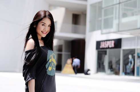 Quế Vân 'Nam tiến' sau scandal cùng Hồng Quế đánh người