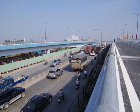 Thông xe cầu Rạch Chiếc mới