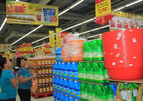 Big C giảm giá 300 mặt hàng thiết yếu