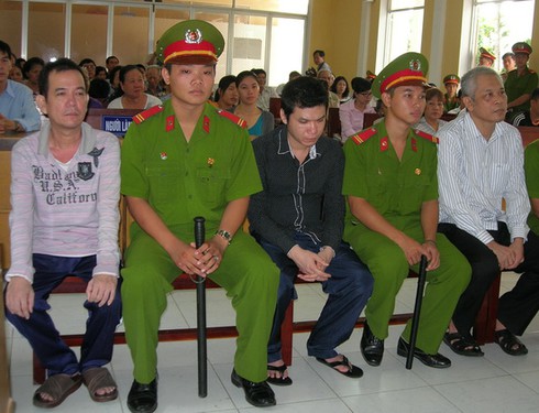 Vụ quan chơi cờ tiền tỷ: Cựu quan chức một mực chối tội 'đánh bạc'