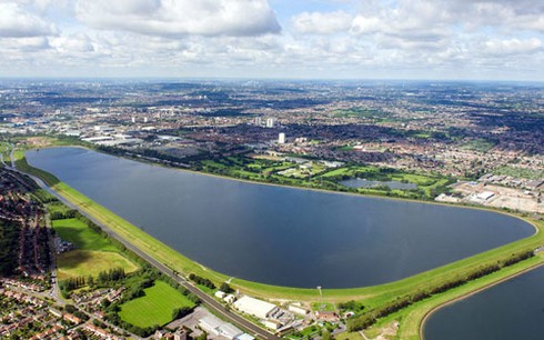 Anh lắp tên lửa 'bao vây' London