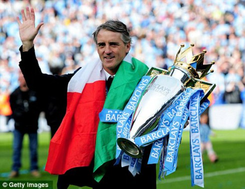 Premier League tiếp tục 'hốt bạc' nhờ ngân hàng Barclays