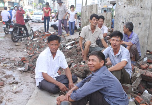 Hôm nay, gần nửa triệu thí sinh làm thủ tục thi cao đẳng