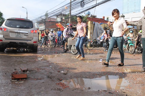 Hôm nay, gần nửa triệu thí sinh làm thủ tục thi cao đẳng