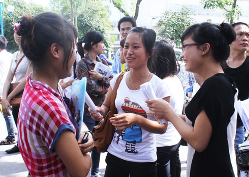 Thí sinh thi CĐ nhẹ nhàng 'vượt ải' môn Văn