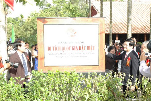 Khu Lưu niệm Bác Tôn đón nhận bằng xếp hạng đặc biệt