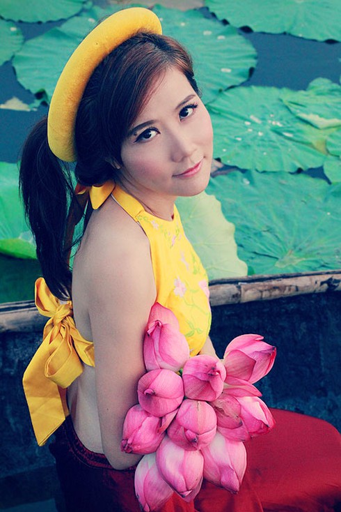 Ngô Trác Linh úp mở chuyện vợ Nguyễn Văn Chung là người thứ ba