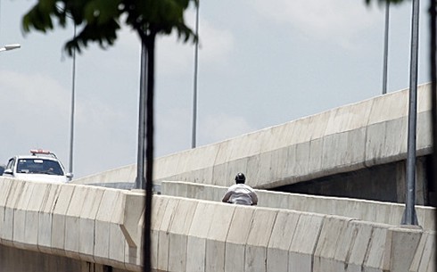 Vi phạm nhan nhản tại đường trên cao ở Hà Nội