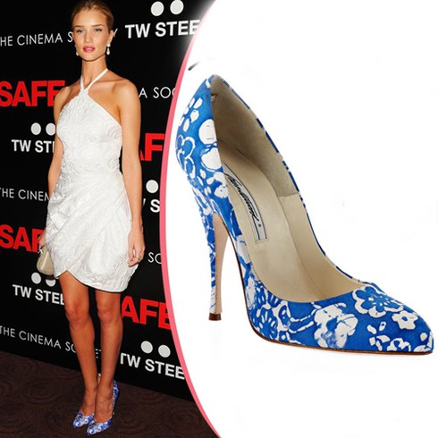 Xuống phố với giầy hoa