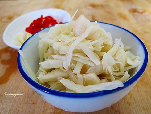 Khám phá các món muối chua từ Bắc vào Nam