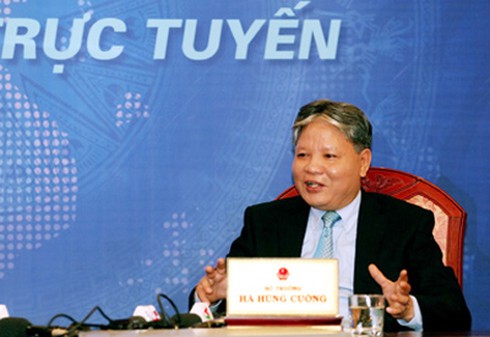 Bộ trưởng Tư pháp: 'Cần đổi mới thái độ với người bán dâm'