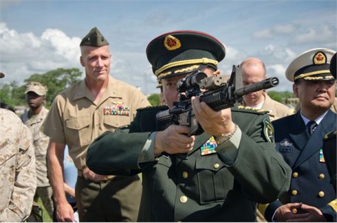 Bộ ảnh “khoe hàng” của quân đội Mỹ