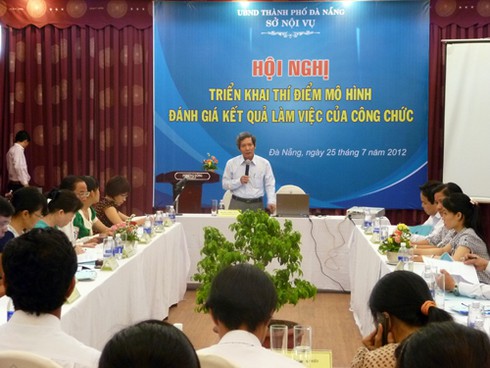Đà Nẵng thí điểm cấp dưới trực tiếp 'chấm điểm' cấp trên