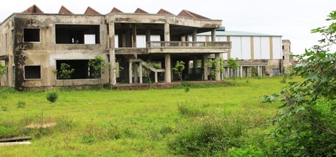 Nhà máy bia `đắp chiếu` giữa khu đất vàng