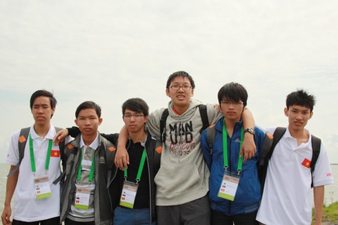 Cậu học trò nghèo với kỳ tích từ Olympic Quốc tế đến thủ khoa