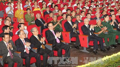 `Họ chết cho Tổ quốc sống mãi`