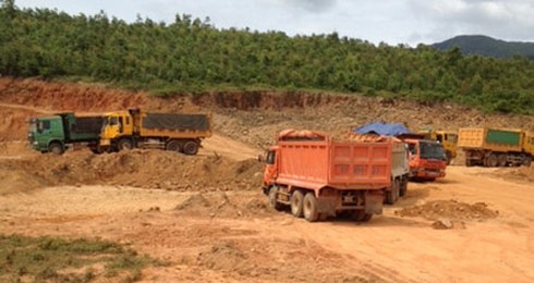 Huyện náo loạn vì siêu dự án san lấp mặt bằng