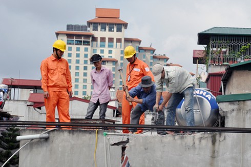 Hà Nội lại mất điện diện rộng vì sự cố