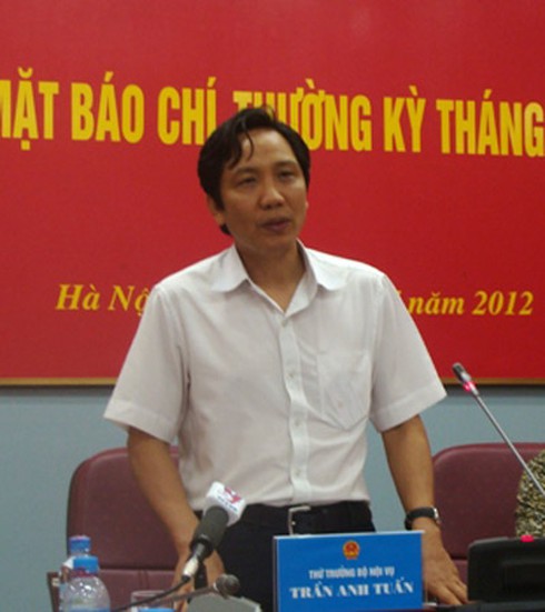 Bộ Nội vụ lên tiếng việc Vụ trưởng tổ chức bị tố sàm sỡ cấp dưới
