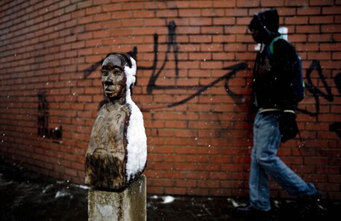 Nam Phi hào hứng đón tuyết rơi