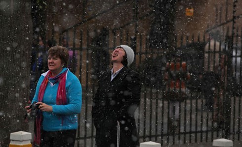 Nam Phi hào hứng đón tuyết rơi