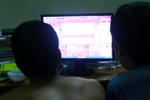 Bóc mẽ những hành trình lừa tình “chăn rau”