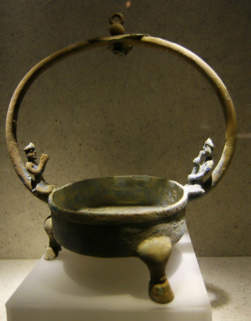 Bộ sưu tập cổ vật hiếm thấy ở Việt Nam