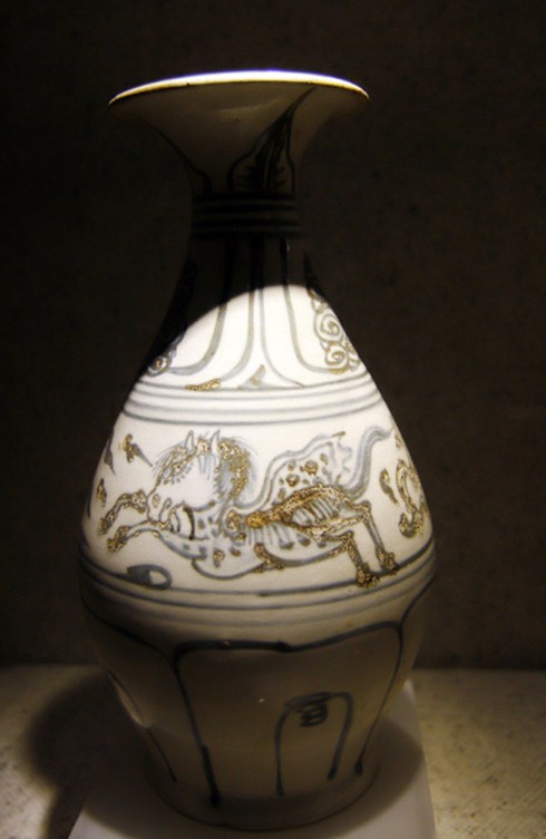 Bộ sưu tập cổ vật hiếm thấy ở Việt Nam