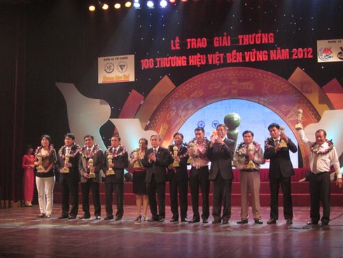 Doanh nghiệp phải đi đầu trong phát triển KHCN