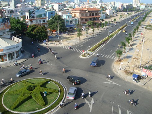 Đà Nẵng sử dụng đèn tín hiệu phân làn giao thông 3 pha