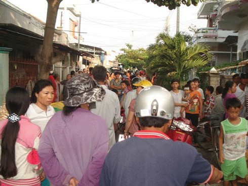 Tên cuồng sát chém gần 20 người