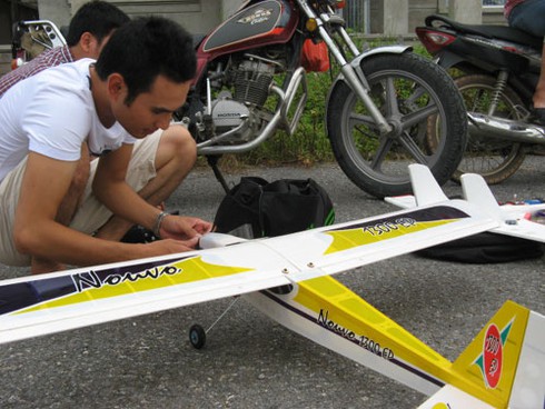 Thú chơi phi cơ mô hình