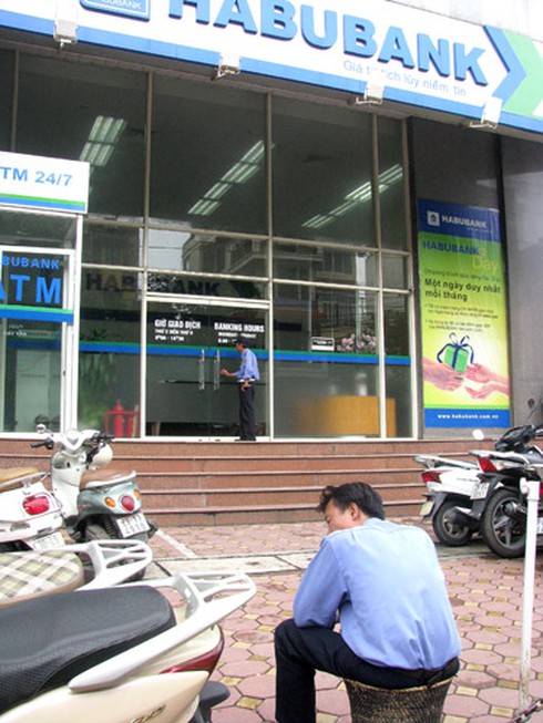 Giao dịch ảm đạm tại Habubank những ngày cuối