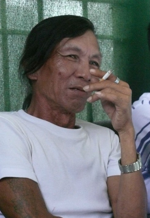 'Ông trùm' phu mộ ở trường bắn tử tù