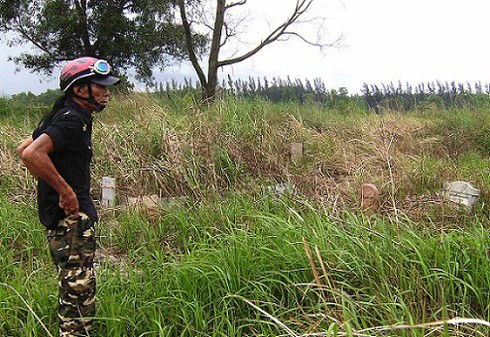 'Ông trùm' phu mộ ở trường bắn tử tù