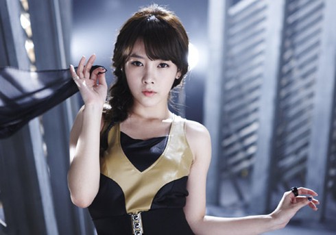 So Yeon bị nghi ngờ dựng tai nạn xe hơi giả