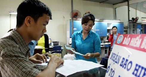 Áp lực `nuôi quân`, bưu chính mở đa dịch vụ