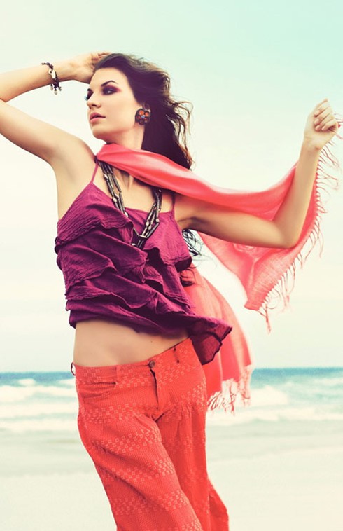 Sắc màu bohemieng cho ngày hè trên biển