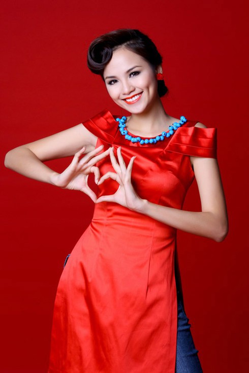 Diễm Hương tin Hoàng My có thể gây bất ngờ tại chung kết Miss World
